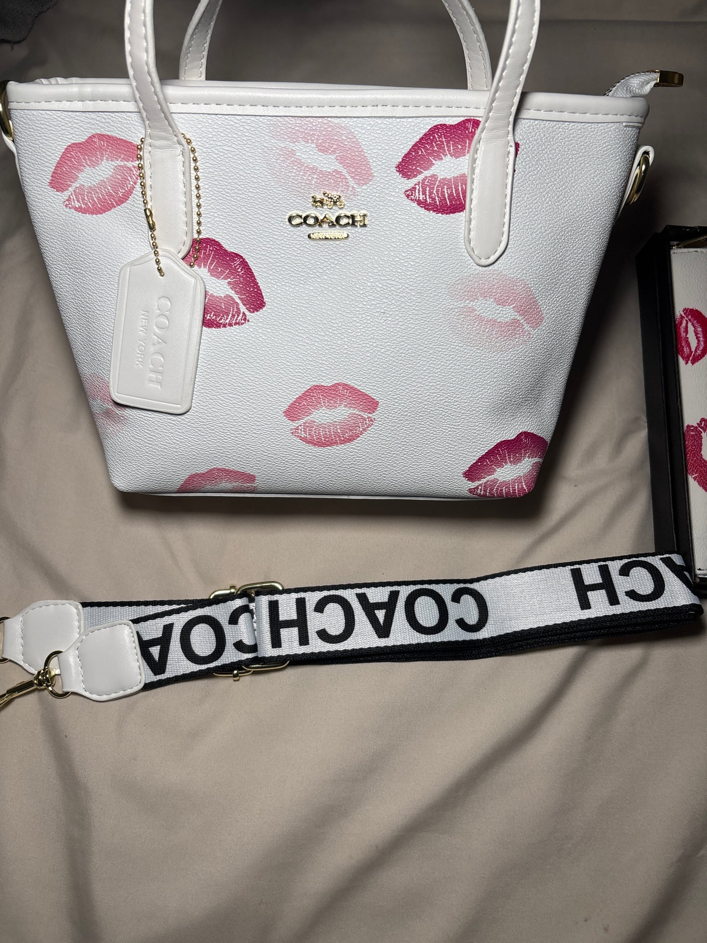 Kiss Print Purse and Wallet Set